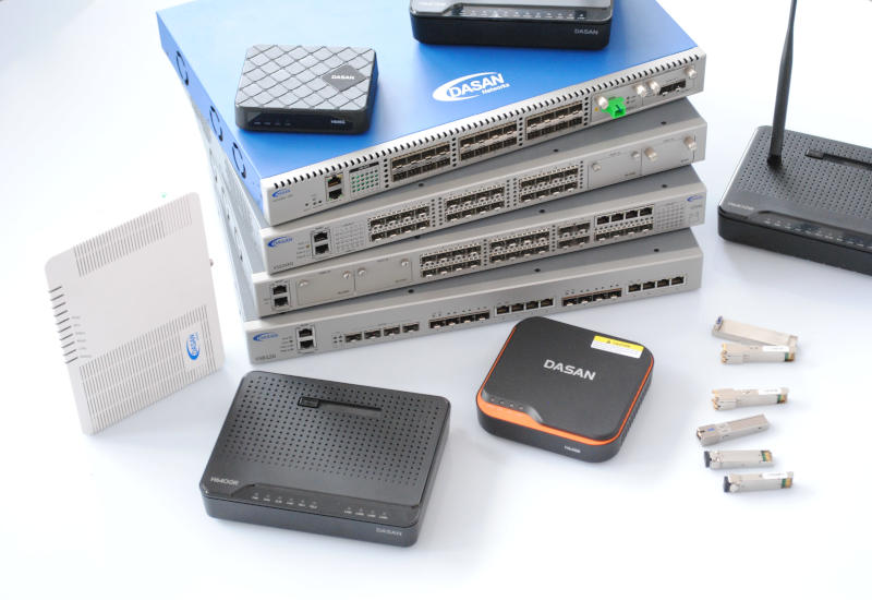 Módulos SFP / SFP+ / XFP, Mediaconvertidores, OLTs y ONTs